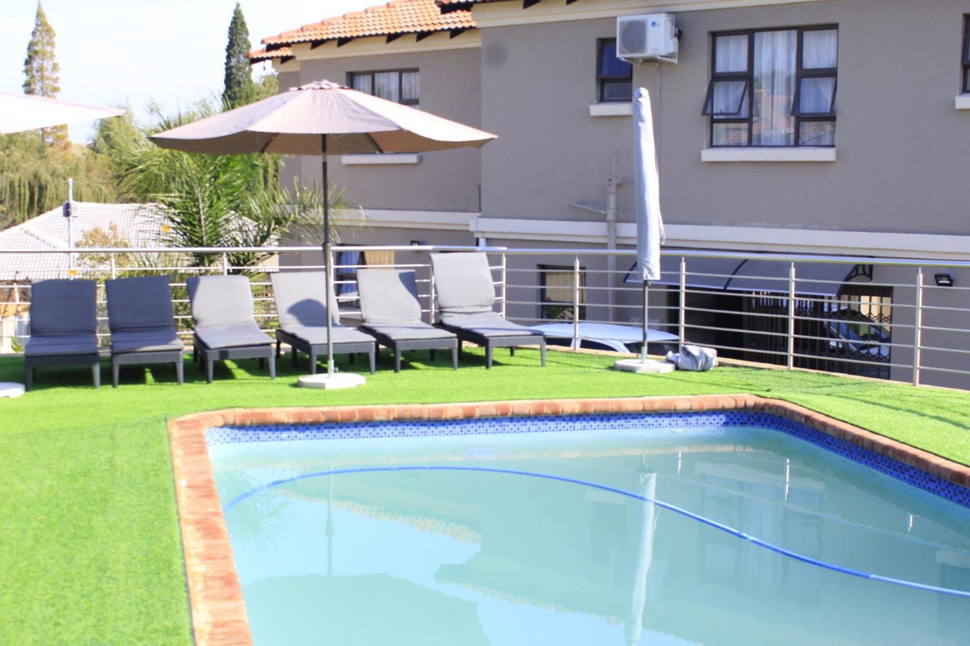 Angelocean Guest House eMalahleni Exterior photo